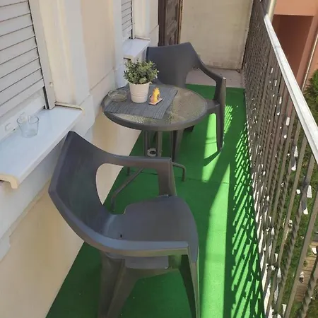Fand Center Apartment *
