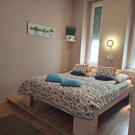 Fand Center Lägenhet